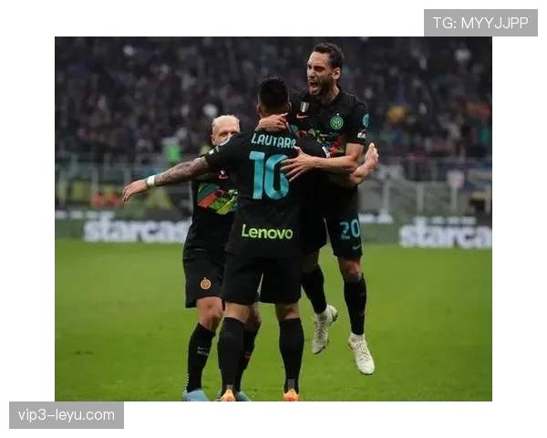 卡马文加控球惊艳助球队强势登顶联赛榜首